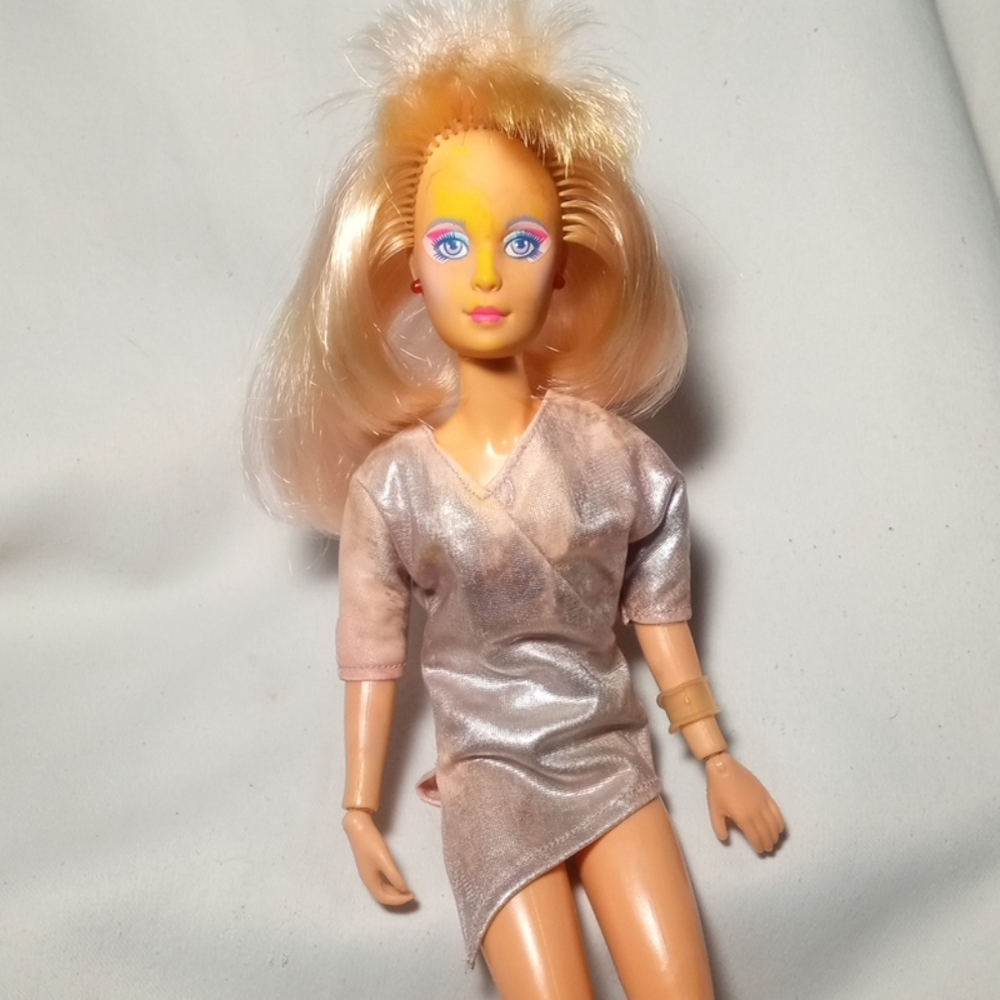 Vintage 1985 Jem & The Holograms Doll Jerrica